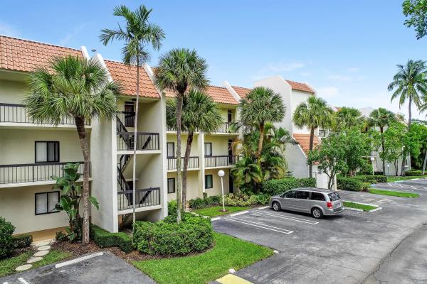 The Senate, 3000 Presidential Way #401, West Palm Beach, Florida 33401, image 1