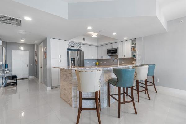 Marina Grande Club & Residences, 2640 Lake Shore Dr #415, Riviera Beach, Florida 33404, image 1
