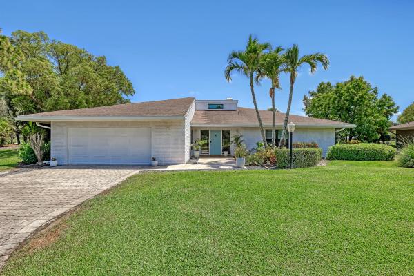 Eastpointe Country Club, 13856 Sand Crane Dr, Palm Beach Gardens, Florida 33418, image 1