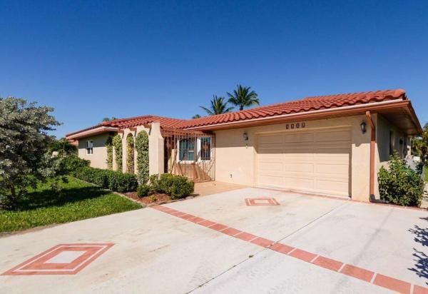 1117 SE Mendoza Ave, Port St. Lucie, Florida 34952, image 1