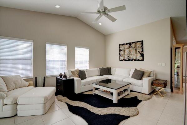 Andover At Wycliffe, 10267 N Andover Coach Ln #B2, Lake Worth, Florida 33449, image 3