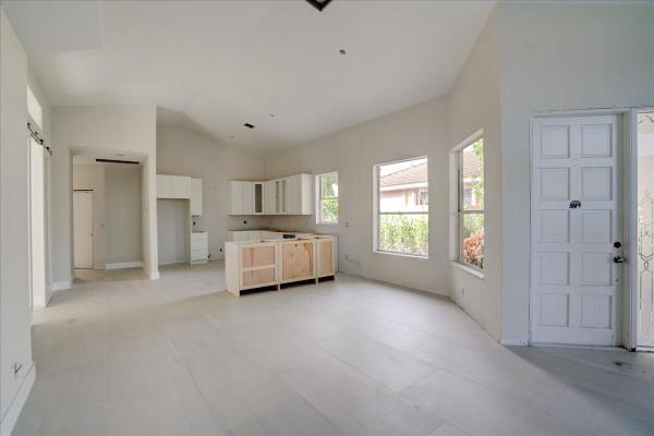 Cambridge At Wycliffe, 4578 Carlton Golf Dr, Lake Worth, Florida 33449, image 3
