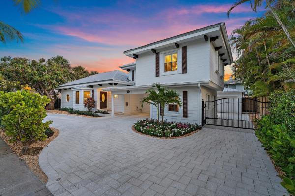 El Cid Court, 218 Avila Rd, West Palm Beach, Florida 33405, image 1
