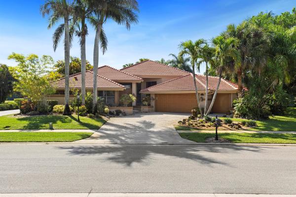 Stonebridge Golf & Country Club, 17902 Milburn Way, Boca Raton, Florida 33498, image 1