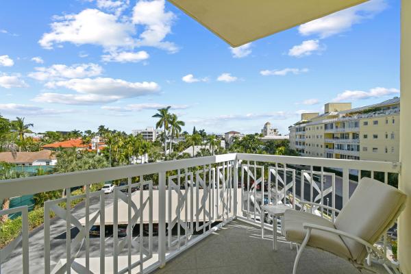 389 South Lake, 389 S Lake Dr #4H, Palm Beach, Florida 33480, image 2