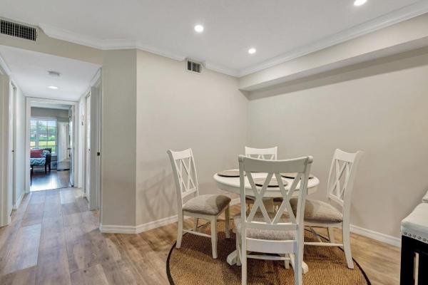 Pine Ridge At Delray Beach, 13811 Oneida Dr #H1, Delray Beach, Florida 33446, image 2