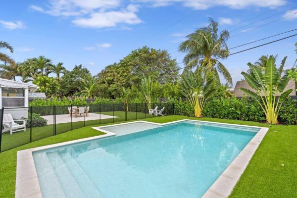 Broadmoor, 331 Maddock St, West Palm Beach, Florida 33405, image 1