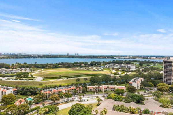 The Senate, 2520 Presidential Way #203, West Palm Beach, Florida 33401, image 1