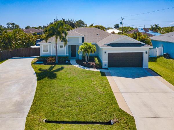 4621 SW Eagle St, Port St. Lucie, Florida 34953, image 1