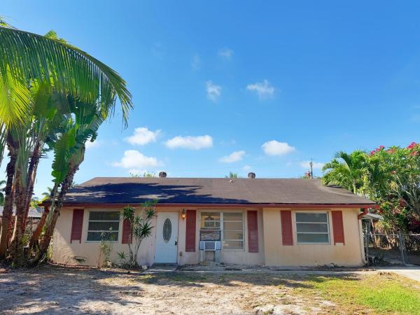 Hypoluxo Village, 3298 Parade Pl, Lake Worth Beach, Florida 33462, image 1