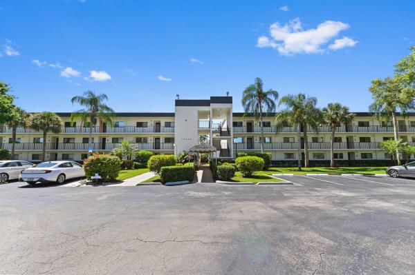 Watersedge At Lakes Of Delray, 15244 Lakes Of Delray Blvd #203, Delray Beach, Florida 33484, image 1