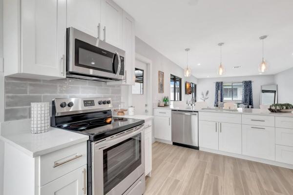 Camelot Village, 14820 Wildflower Ln, Delray Beach, Florida 33446, image 1