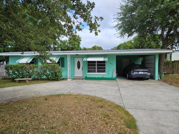 Chamberlain Boulevard Heights, 205 Chamberlain Blvd, Fort Pierce, Florida 34946, image 1