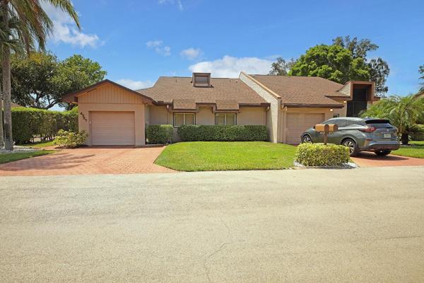 Versailles Court At The Fountains Of Palm Beach, 4721 Fountains Dr, Lake Worth Beach, Florida 33467, image 1