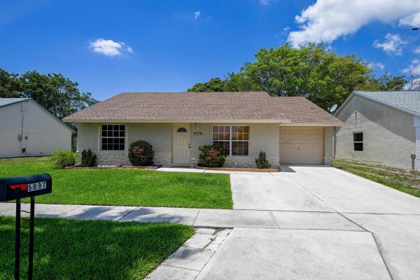 Lantana Homes, 5897 Corson Pl, Lake Worth Beach, Florida 33463, image 1