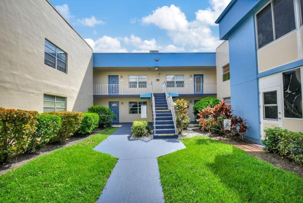 425 Burgundy I, Delray Beach, Florida 33446, image 1