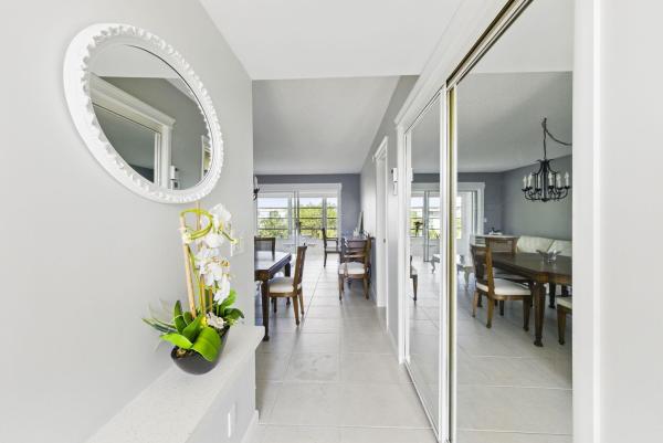 Lauderdale Oaks, 2951 NW 46th Ave #407, Lauderdale Lakes, Florida 33313, image 1