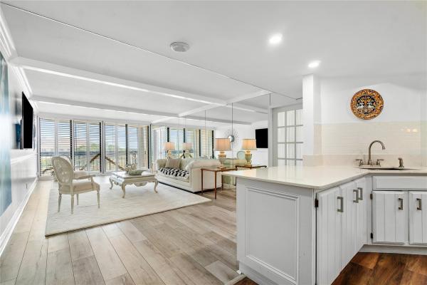 Lincoln Tower, 2400 Presidential Way #503, West Palm Beach, Florida 33401, image 1