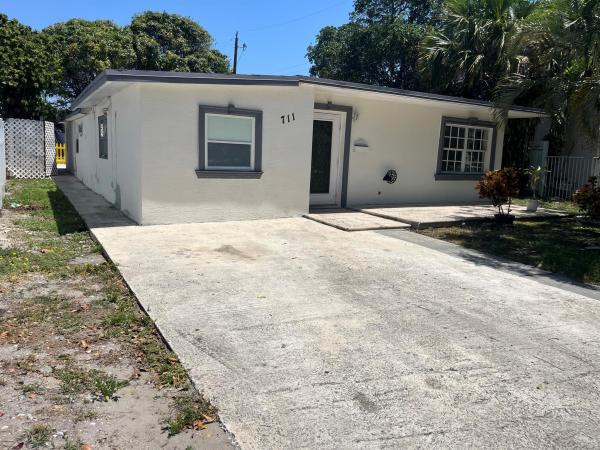 Fernwood, 711 Fernwood Dr, West Palm Beach, Florida 33405, image 1