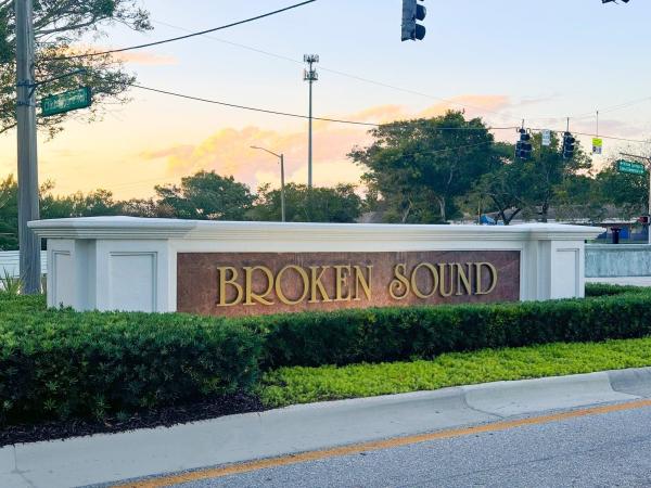 2201 NW 57th St, Boca Raton, Florida 33496, image 3