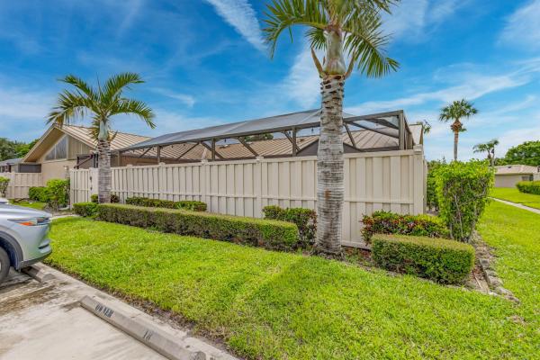 Westwood Gardens, 5258 Eagle Lake Dr, Palm Beach Gardens, Florida 33418, image 1
