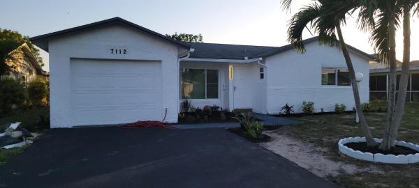 Lucerne Lakes North, 7112 Pine Manor Dr, Lake Worth Beach, Florida 33467, image 1