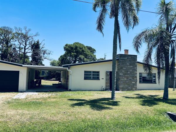 Silver Lake Park, 3510 W Lake Dr, Fort Pierce, Florida 34982, image 1