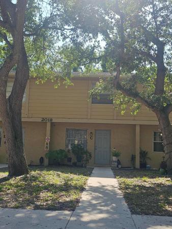 Southern Courtyard, 2018 S 10th Street St #C, Fort Pierce, Florida 34950, image 1