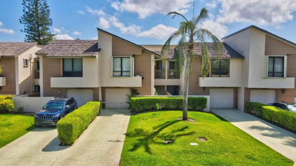 Ironwedge, 22922 Ironwedge Dr, Boca Raton, Florida 33433, image 1
