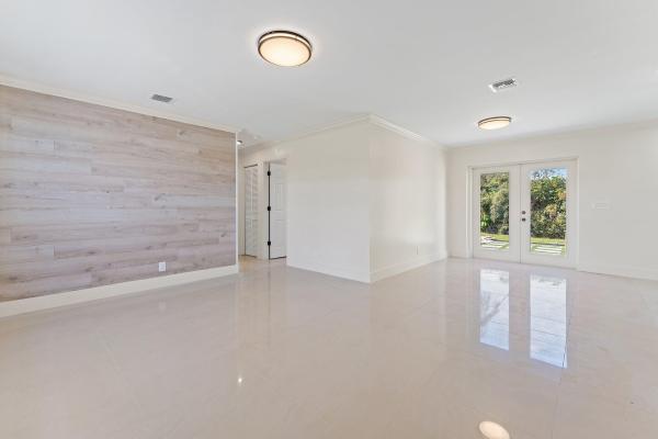 Palm Beach Cabana Colony, 12149 Colony Ave, Palm Beach Gardens, Florida 33410, image 1
