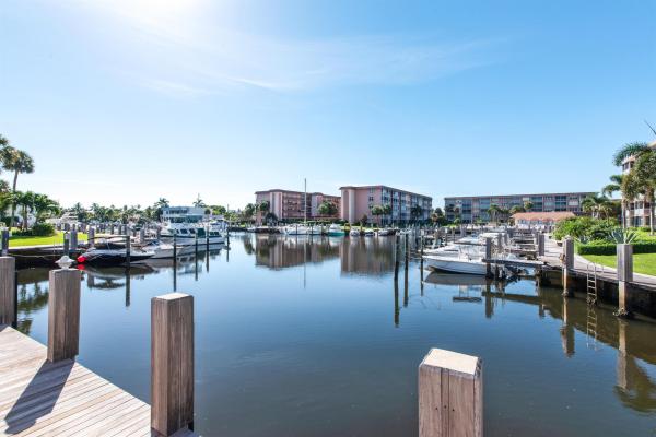 Tropic Bay, 911 Gardenia Dr #252, Delray Beach, Florida 33483, image 1