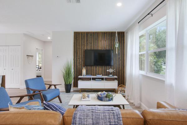 Lake Park Manor, 2559 Conroy Dr, North Palm Beach, Florida 33403, image 1