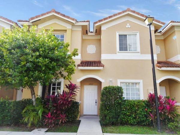 Riverside, 5927 Riverside Ave, Tamarac, Florida 33321, image 1