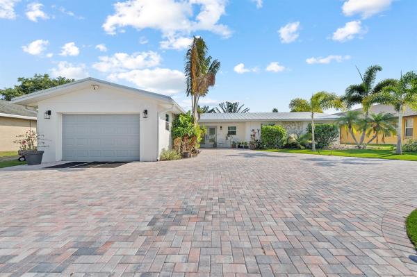 726 SE Seahouse Dr, Port St. Lucie, Florida 34983, image 1