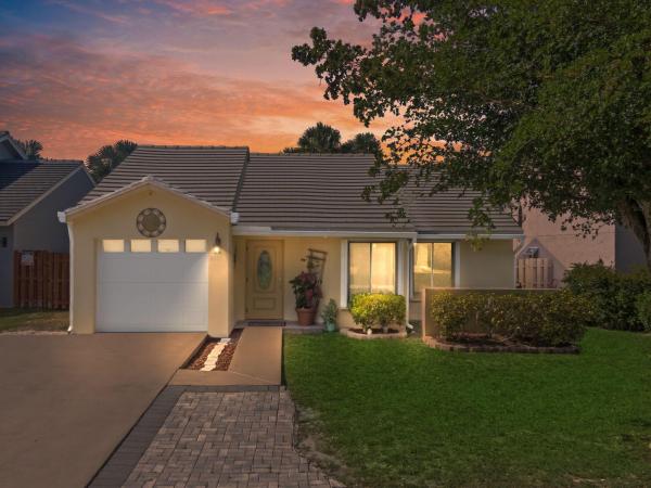 Strawberry Lakes, 6081 Strawberry Fields Way, Lake Worth Beach, Florida 33463, image 1