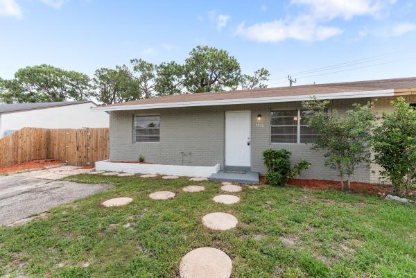Palm Beach Villas, 4570 Empire Way, Greenacres, Florida 33463, image 2