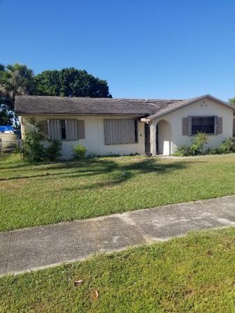 Pinecrest Estates, 3209 Jersey Ct, Fort Pierce, Florida 34947, image 1