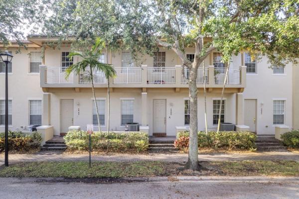 Canterbury At Quantum Village, 600 NW 24th Ave, Boynton Beach, Florida 33426, image 1