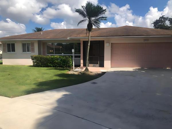 Palmetto Pines, 10152 Bergen Ct, Boca Raton, Florida 33428, image 1
