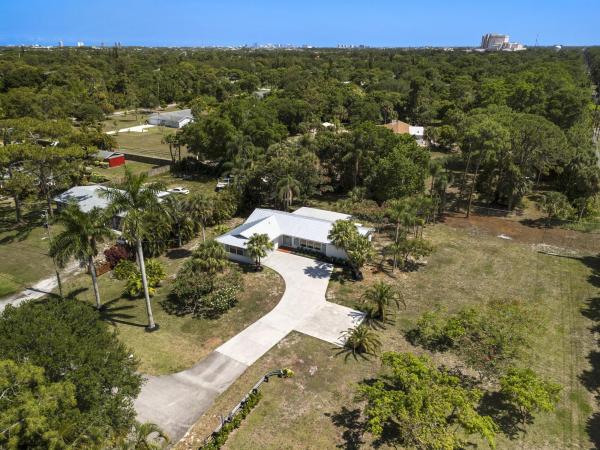 Square Lake, 4972 S Kay St, Palm Beach Gardens, Florida 33418, image 1