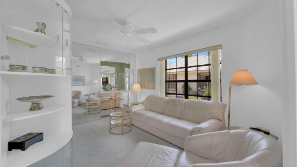 Brighton Lakes, 10884 Stafford Cir, Boynton Beach, Florida 33436, image 3