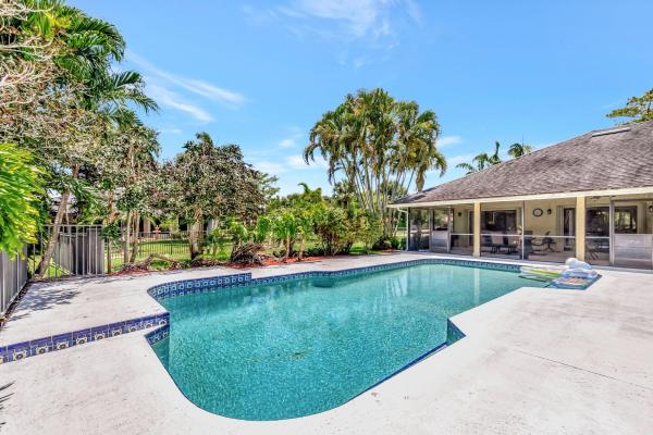 Meadow Wood Of The Landings At Wellington, 15385 Cedar Bluff Pl, Wellington, Florida 33414, image 1