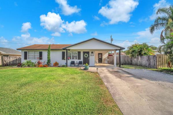 Hypoluxo Village, 3314 Plaza Pl, Lake Worth Beach, Florida 33462, image 1