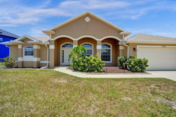 Torino, 5940 NW Center St, Port St. Lucie, Florida 34986, image 1