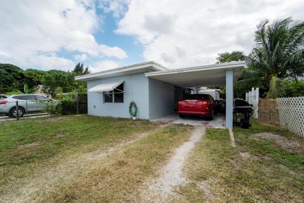 Ridge Grove, 1214 Peak Rd, Lantana, Florida 33462, image 1