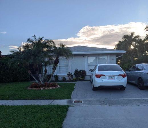 Meed Racquet Club, 3835 Service Ct, Lake Worth Beach, Florida 33467, image 1