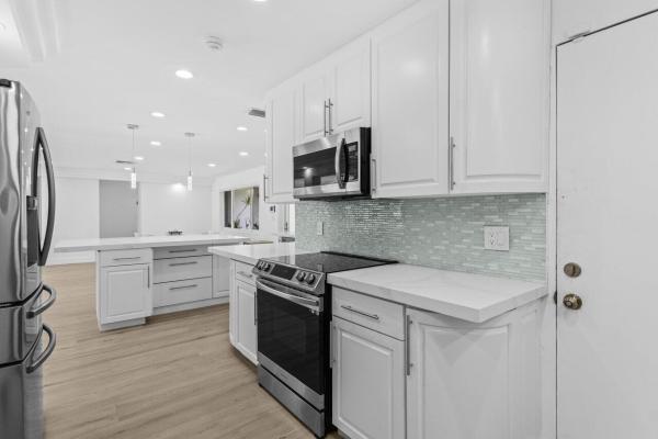 Coral Key Villas, 2611 NE 49th St, Lighthouse Point, Florida 33064, image 1