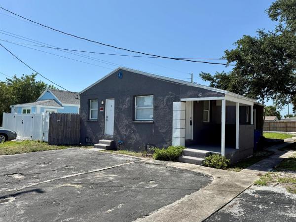 Inlet Grove, 172 W 15th St, Riviera Beach, Florida 33404, image 1