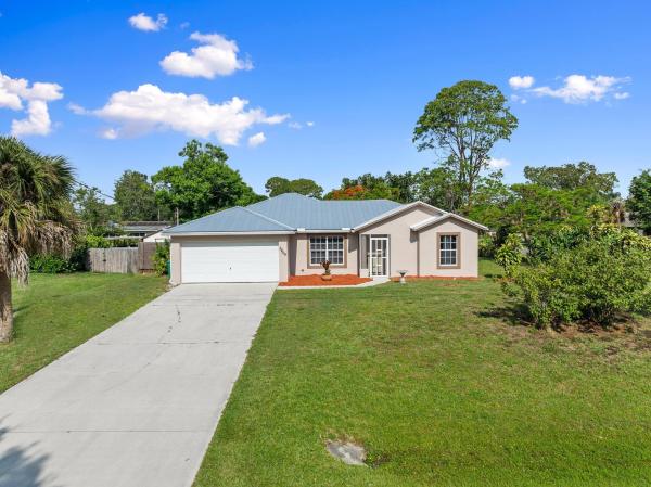 Indian River Estates, 5609 Sunset Blvd, Fort Pierce, Florida 34982, image 1