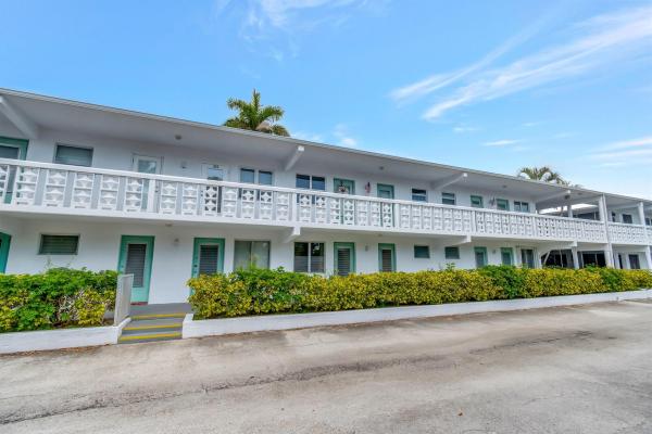 Venetian Park, 2161 NE 42nd Ct #116, Lighthouse Point, Florida 33064, image 1
